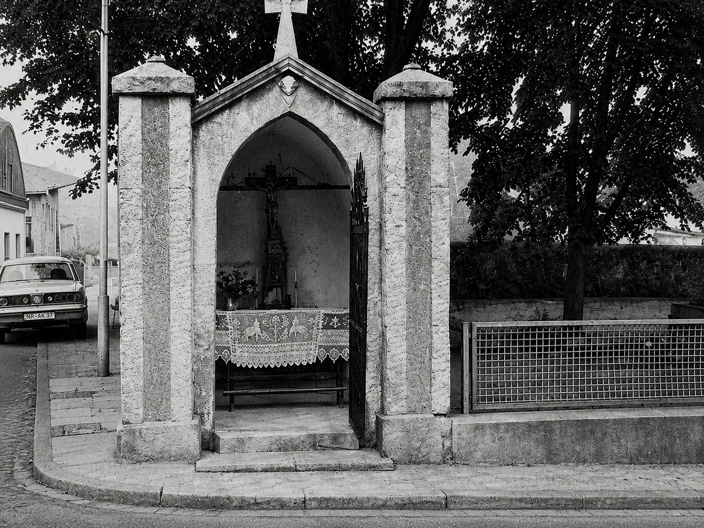 Die alte Laurentius-Kapelle am Apfelmarkt in Büsdorf